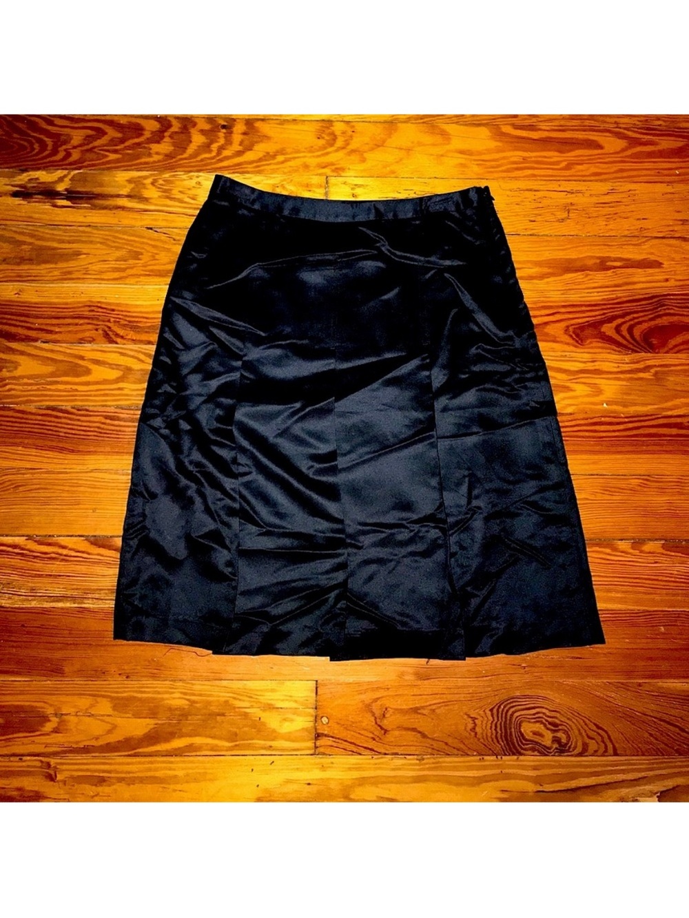 Silk a line pleated black skirt the limited size 6